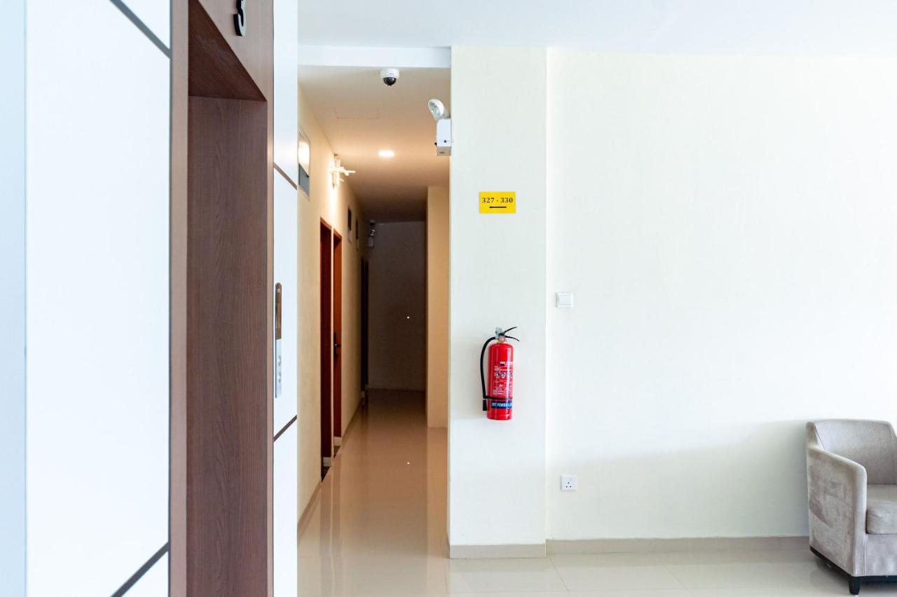 Reddoorz Plus At Komplek Abc Batu Aji Batam Kubuk Екстер'єр фото