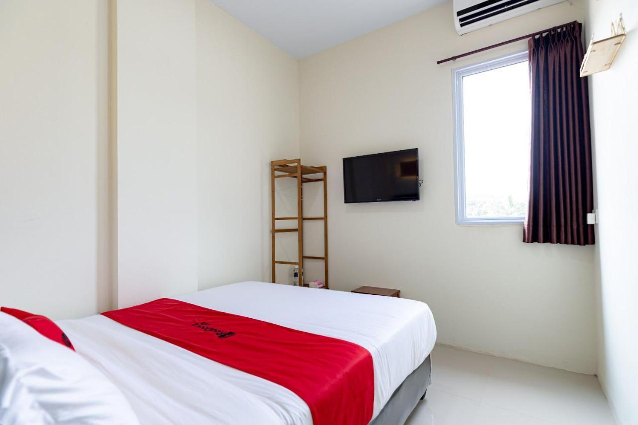 Reddoorz Plus At Komplek Abc Batu Aji Batam Kubuk Екстер'єр фото